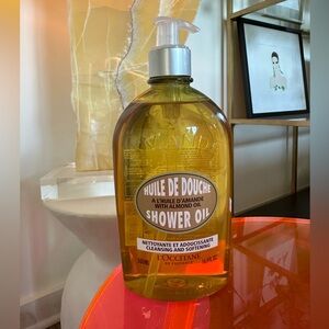 NWT L’Occitane Huile de Douche (Shower Oil)
16.9 fluid ounces